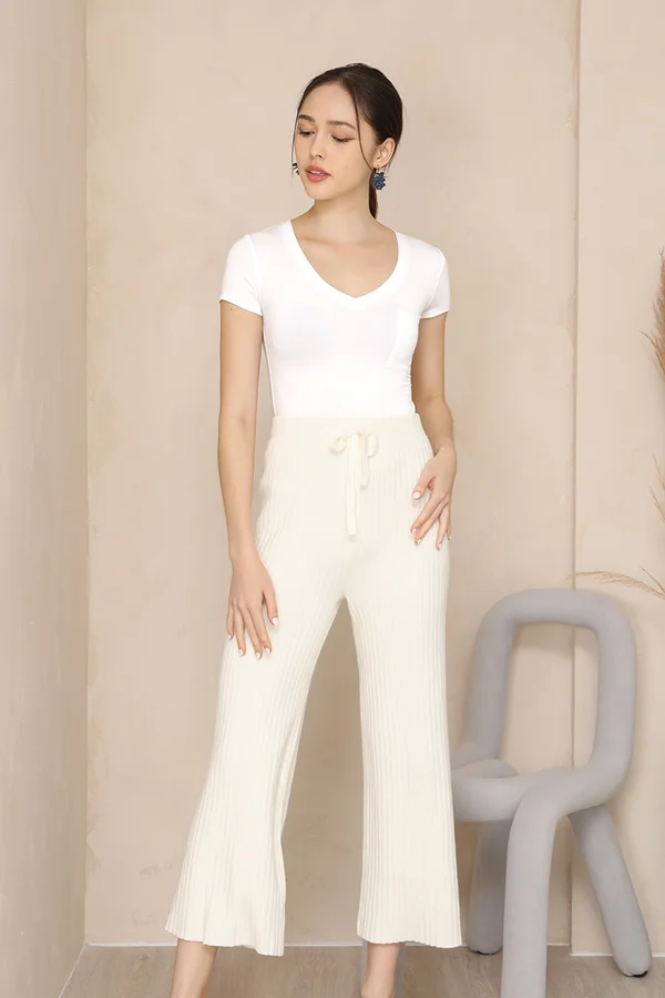 Essential As Ever Curve Hem Tee White