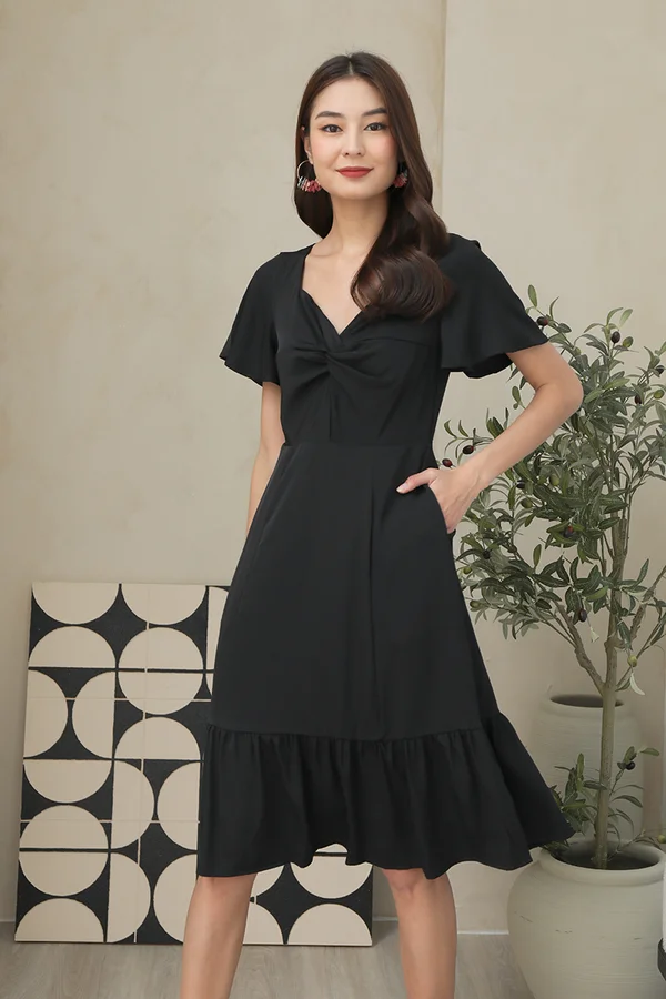 Twisted Luxe Knot Dropwaist Midi Dress Black