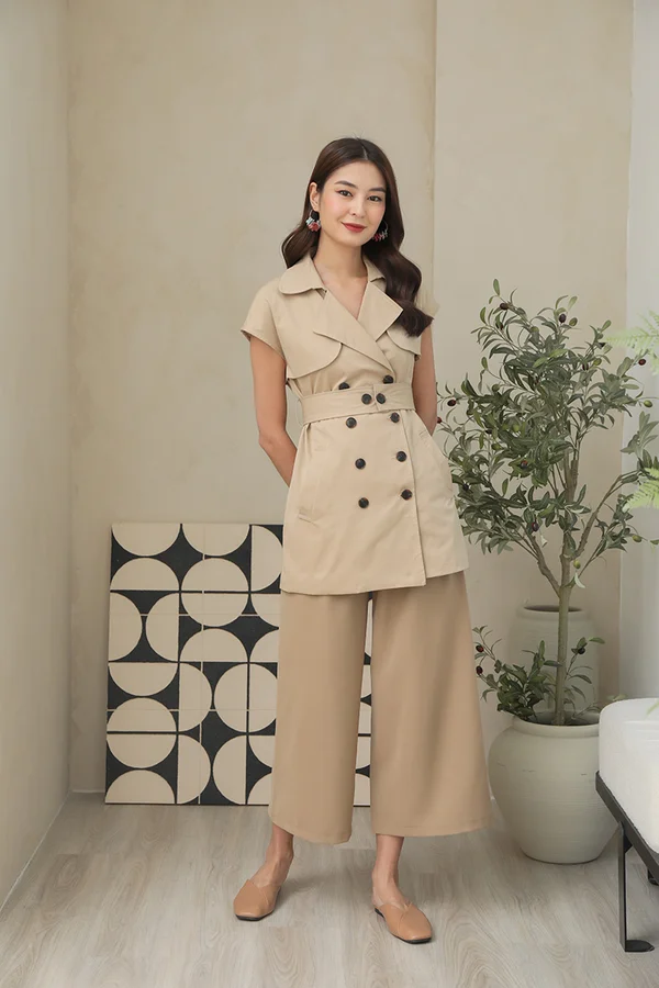 Safari Trademark Trench Coat Khaki