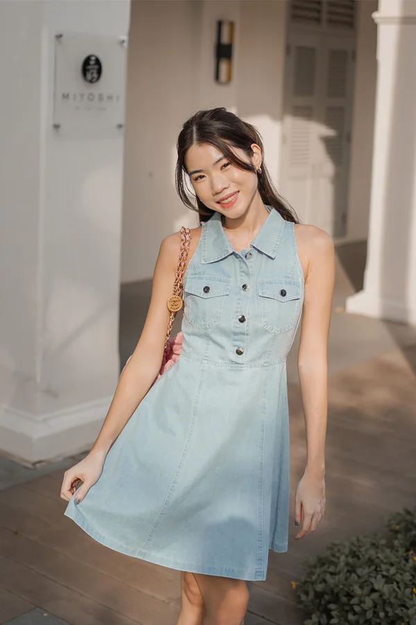 Denim Dame in Destress Shirt Dress Lightwash