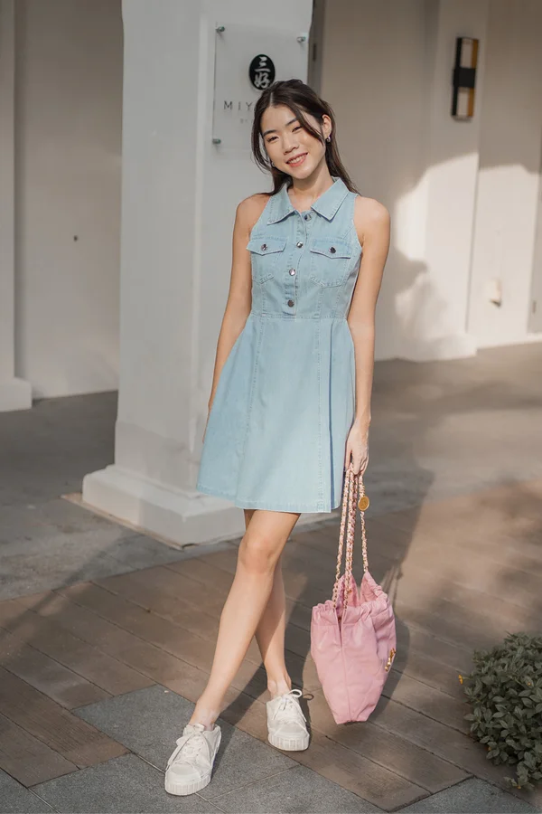 Denim Dame in Destress Shirt Dress Lightwash