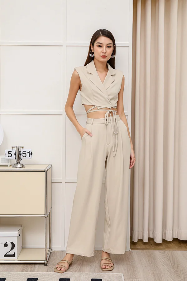 Slimming Suiting Savoir Faire Palazzo Pants