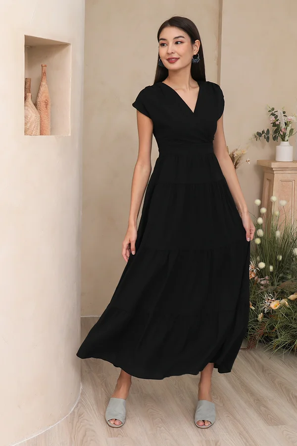 Kimono Keepsakes Tiers Maxi Dress Black