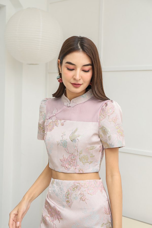 Heralding Orient Fanfare Silk Embroidered Qipao Top Pink