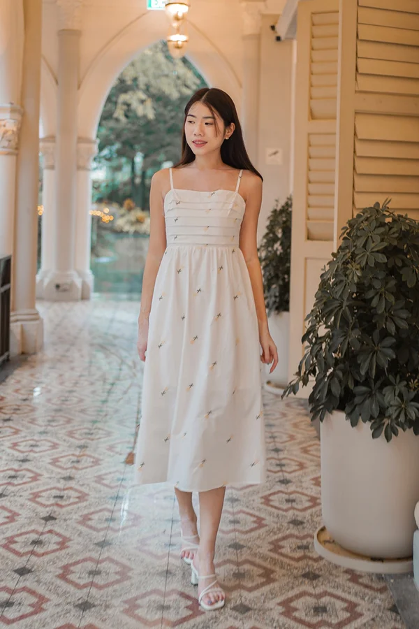 Perenially Primroses Pleats Motif Midi Dress White