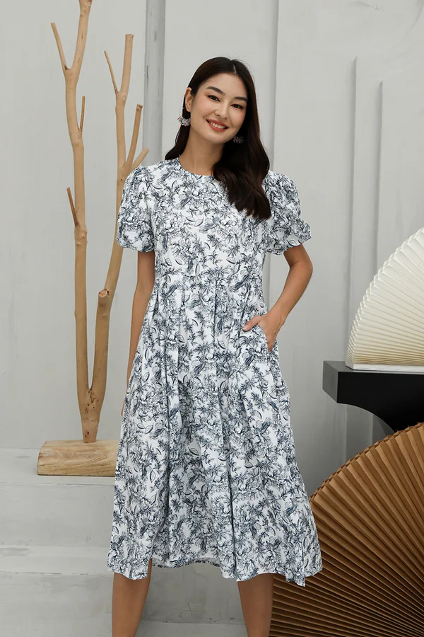 Porcelain Pageantry Pleats Midi Dress