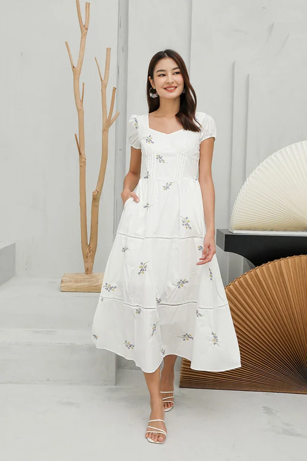 Broderie Heroine Motifs Lattice Tiers Midi Dress White