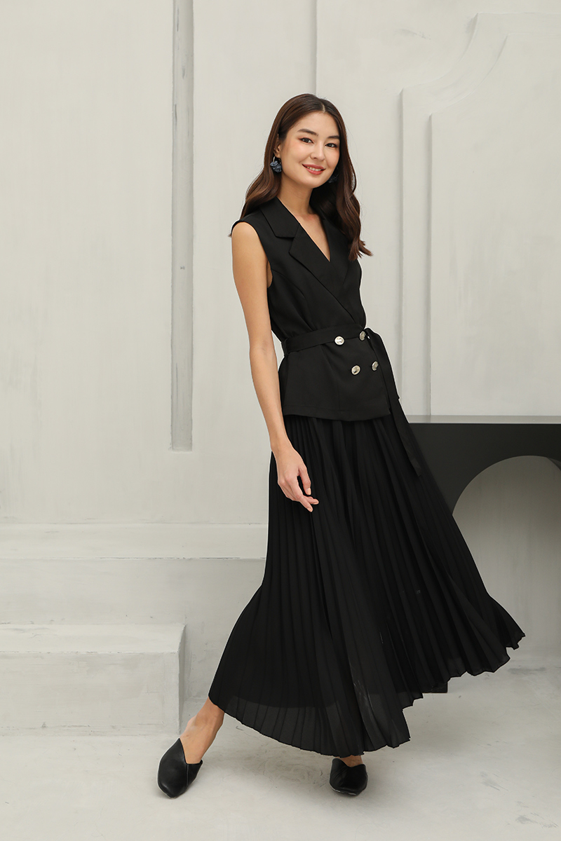 Waisted Pleated and Bonded Hybrid Vest Maxi Dress | lechicsg