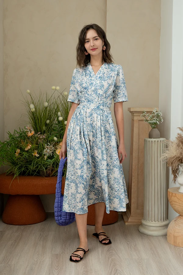 Toile Botanica Abstracts Wrap Cross Front Pleated Midi Dress White