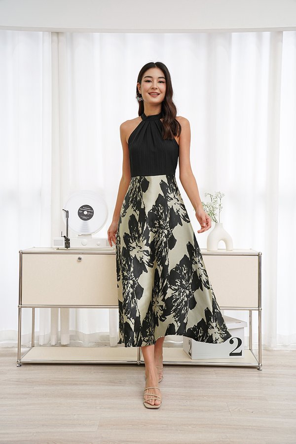 High Hitting Prancing Florals Jacquard Maxi Dress