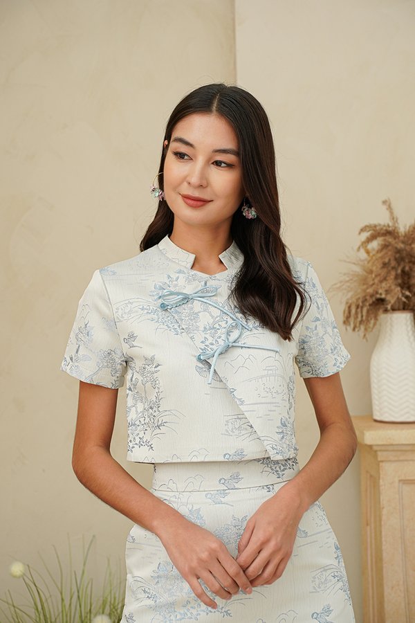 Toile Peaks and Valleys Modern Hanfu Top Blue