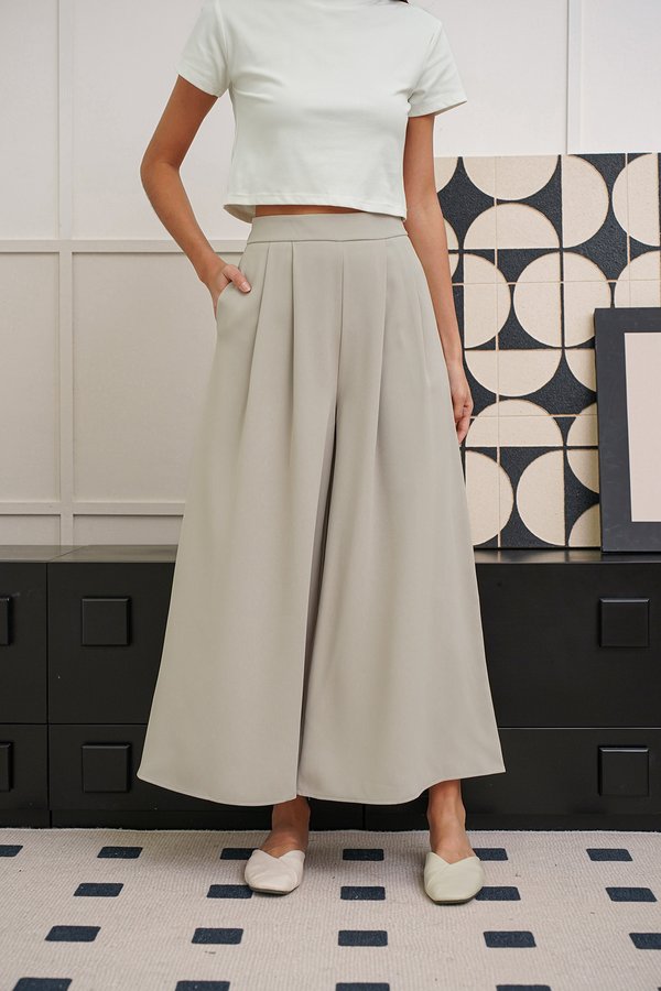 Strides of Confidence Pleated Culotte Palazzo Pants Light Taupe