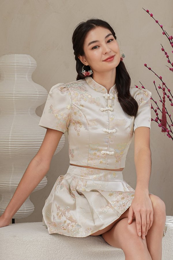 Treasured Porcelain Vase Silk Embroidery Qipao Top Champagne