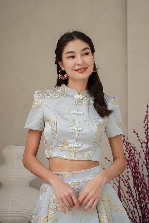 Treasured Porcelain Vase Silk Embroidery Qipao Top Blue