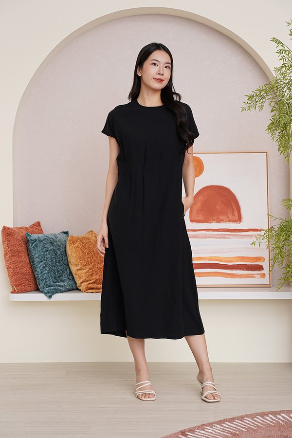 Tent-ative to Pleats Pocket Tent Maxi Dress Black