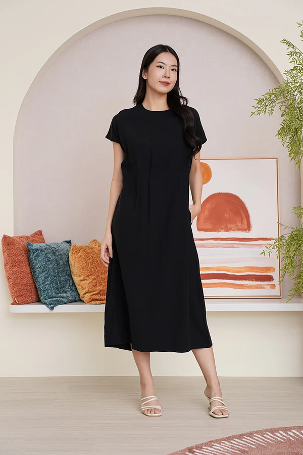 Tent-ative to Pleats Pocket Tent Maxi Dress Black