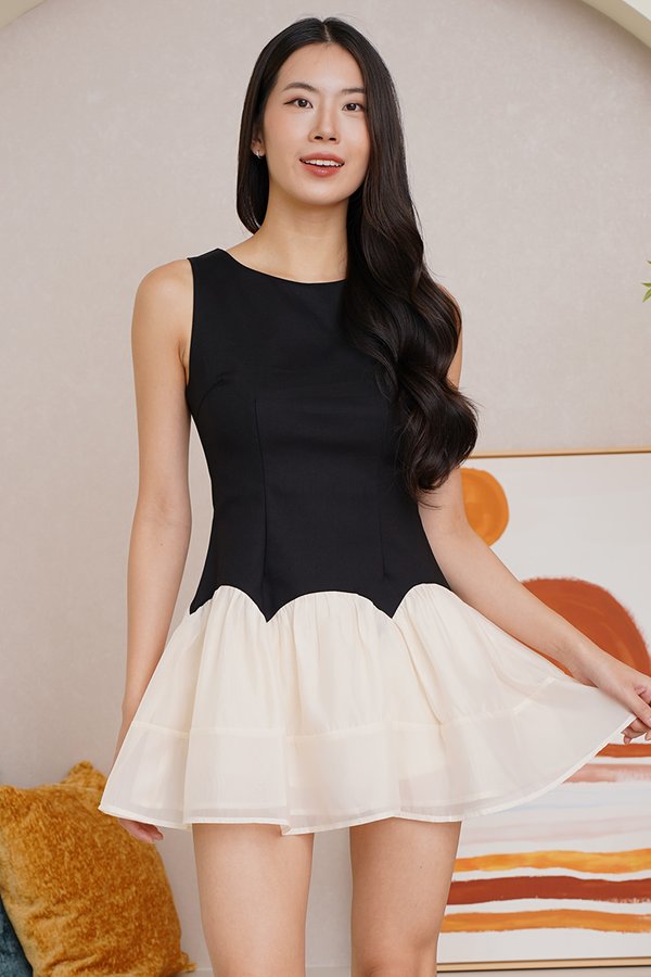 Trail of Tulle Two Tone Dress White
