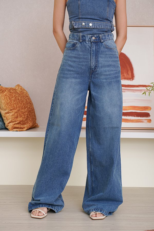 She's A Looker Wide Leg Denim Jeans Darkwash