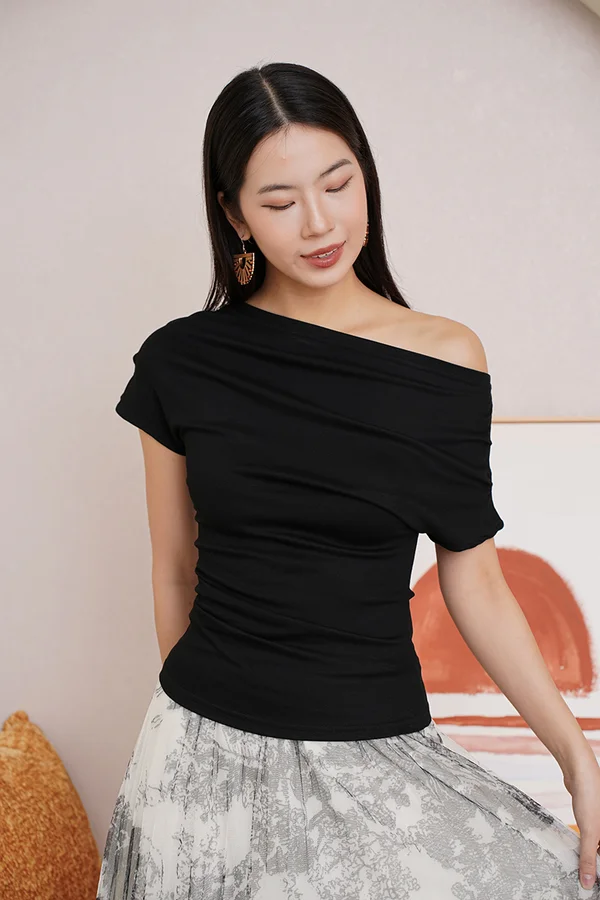 Depths of Drapes V2 Ruched Tee Black