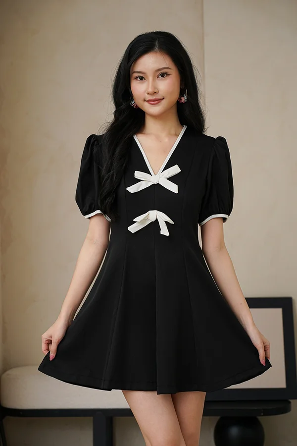 Bowtiful Contrast Swing Dress