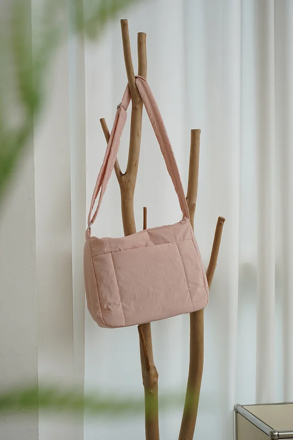 Puffer Plaudits Padded Crossbody Bag Pink