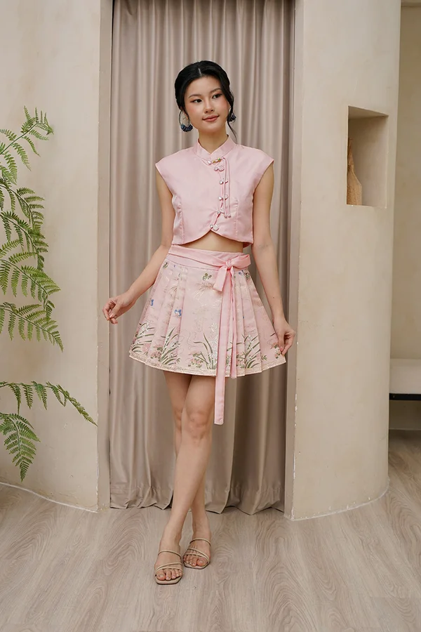 Orient Orchid Pavilion Gilded Pleated Horse Face Skirt Pink