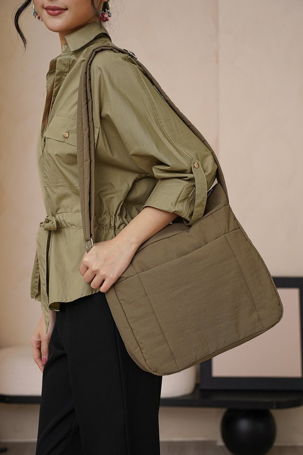 Puffer Plaudits Padded Crossbody Bag Etoupe