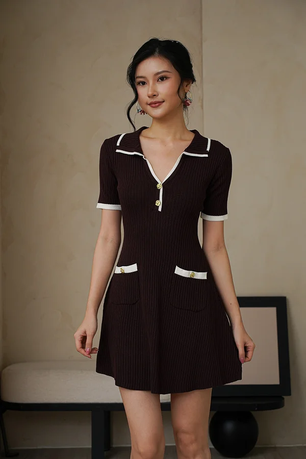 Corporate Contrast Ribbed Knit Dress Brown