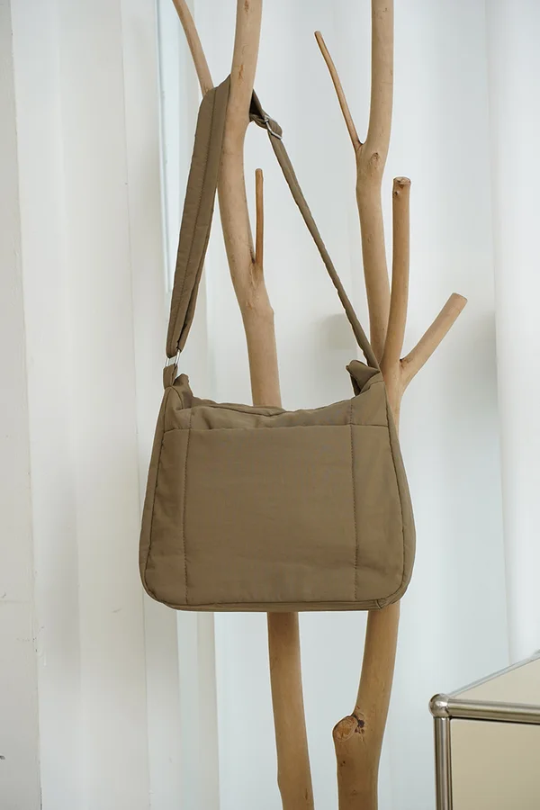 Puffer Plaudits Padded Crossbody Bag Etoupe