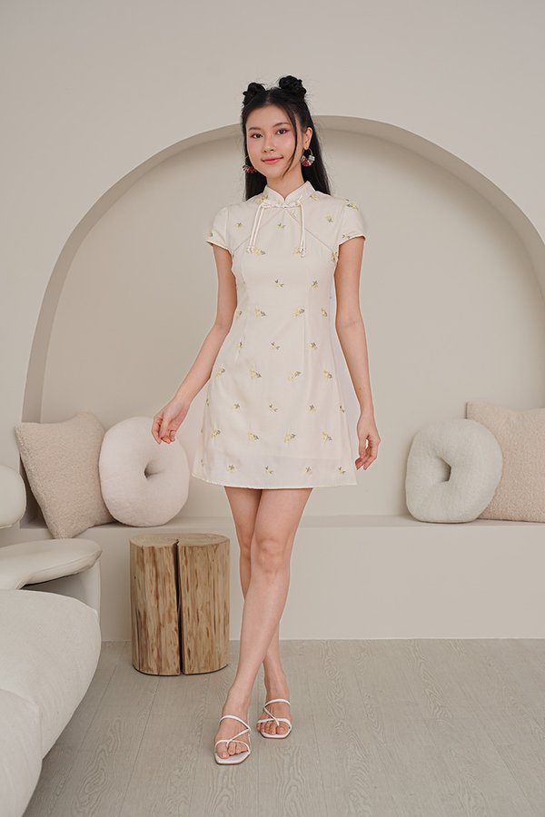 Heirloom Embroider Florals Qipao Dress Butter Yellow