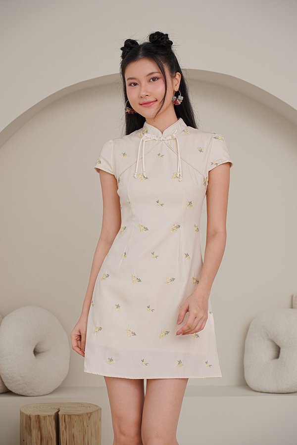 Heirloom Embroider Florals Qipao Dress Butter Yellow