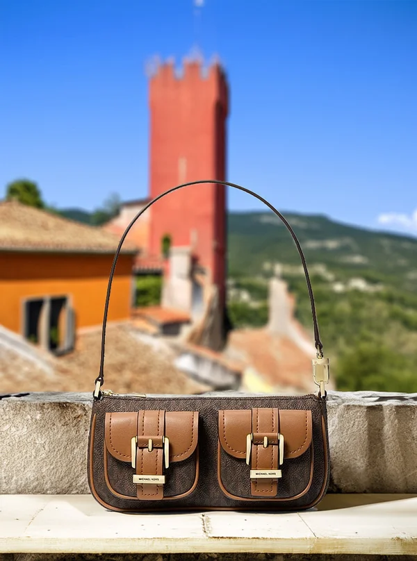 Michael Kors Small Logo Pochette Brown