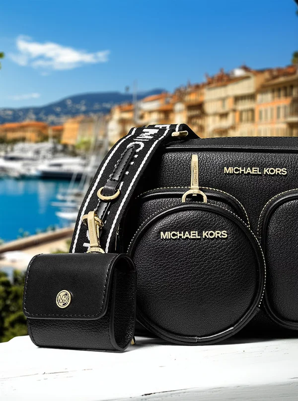 Michael Kors Travel Medium Leather Messenger Bag Black