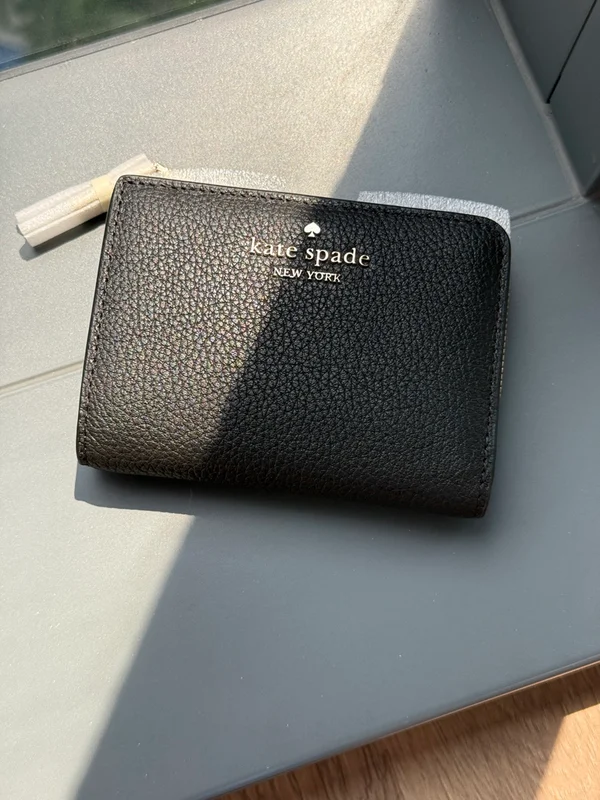 Kate Spade Small L Zip Wallet Black