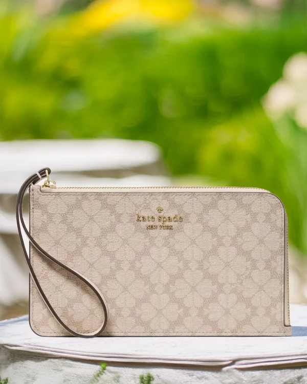 Kate Spade Lucy Flower Wristlet