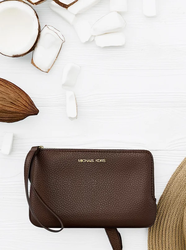 Michael Kors Small Wristlet Nutmeg
