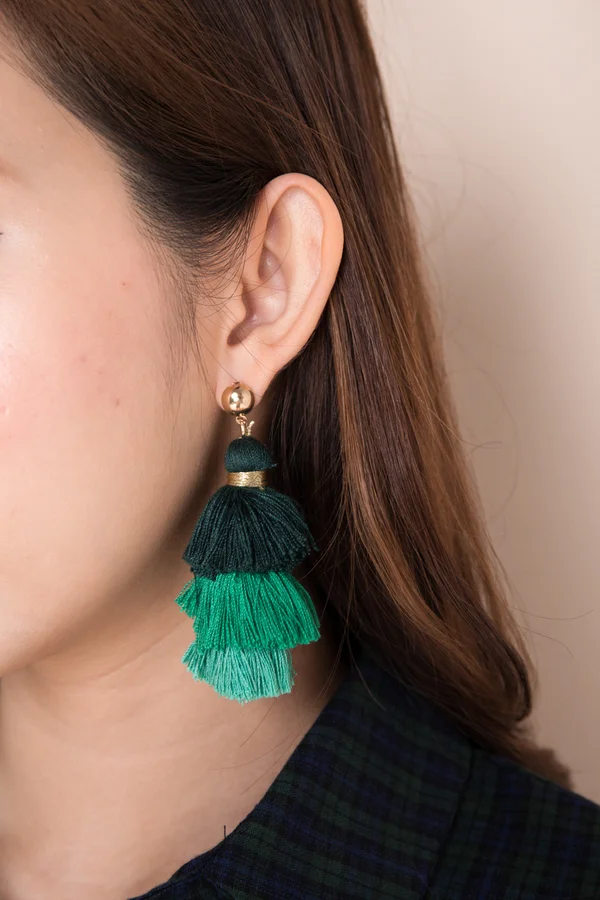 Studded Spectacle Tassel Earrings Seaweed