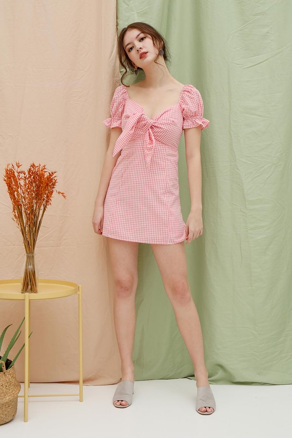 A Gingham Sweetheart Tie Bust Dress Pink