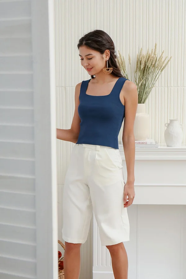 Seamlessly Angled Knit Top Yale Blue