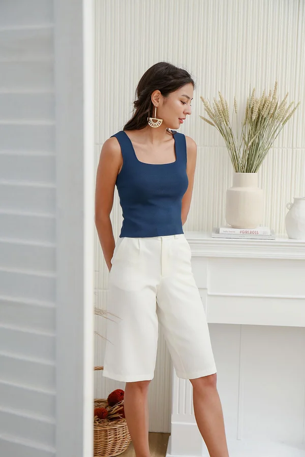Seamlessly Angled Knit Top Yale Blue
