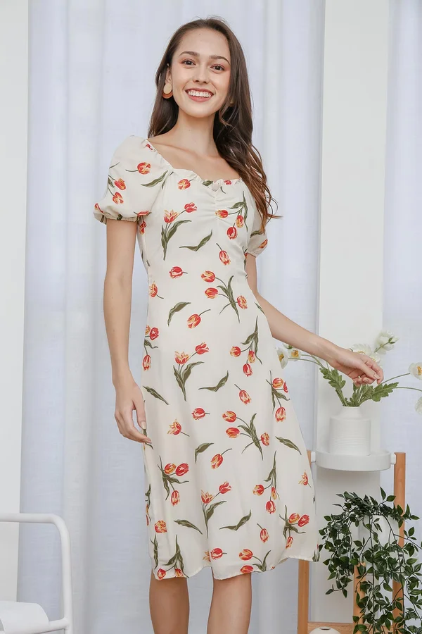 Put Tulips Together Ruched Midi Dress