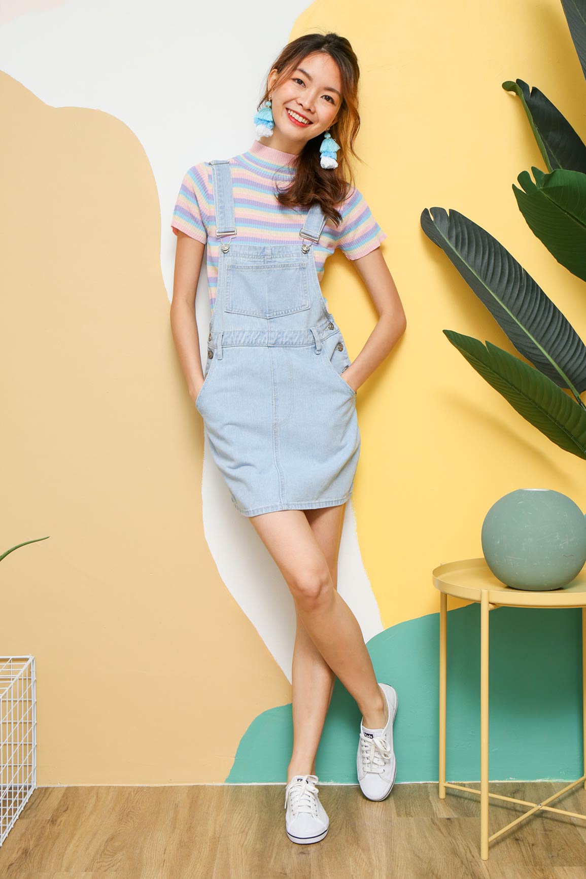 Denim overall dress hi-res stock photography and images - Alamy