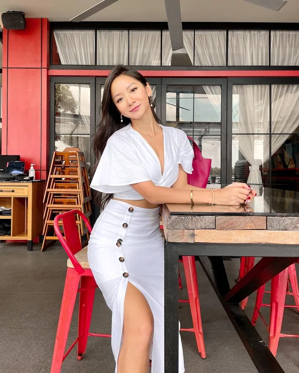 A Lesson in Luxe Linen Two Piece Set White