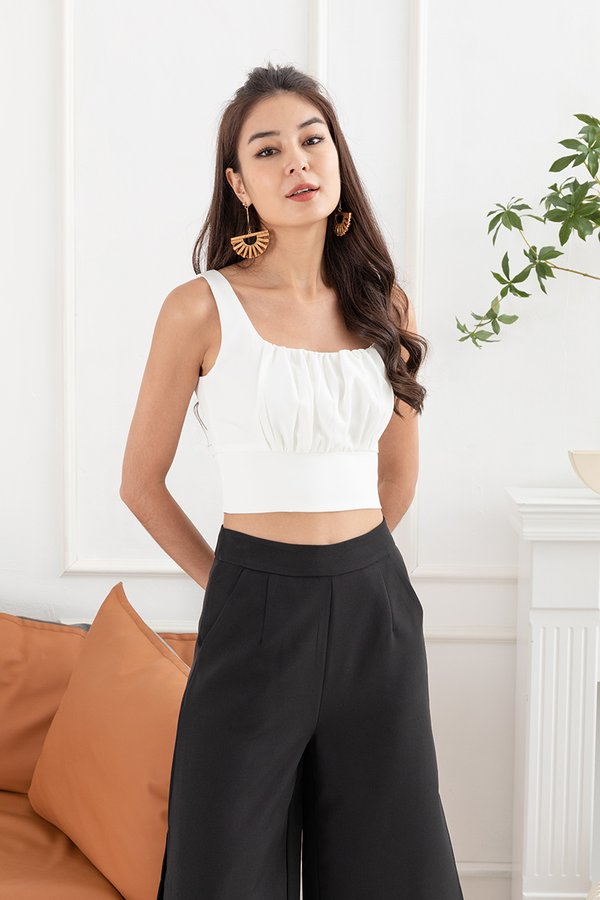 Sports Tailoring Shirred Bust Crop Top White