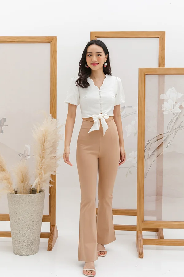 Sveltely Kickoff Fitted Flare Pants Khaki