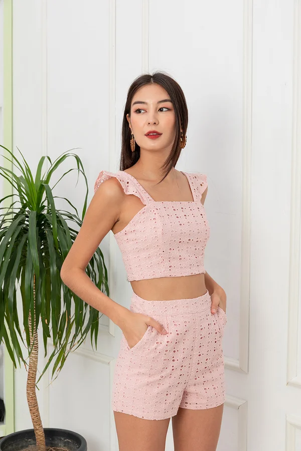 Fluttery Eyelets Pocket Shorts Pink