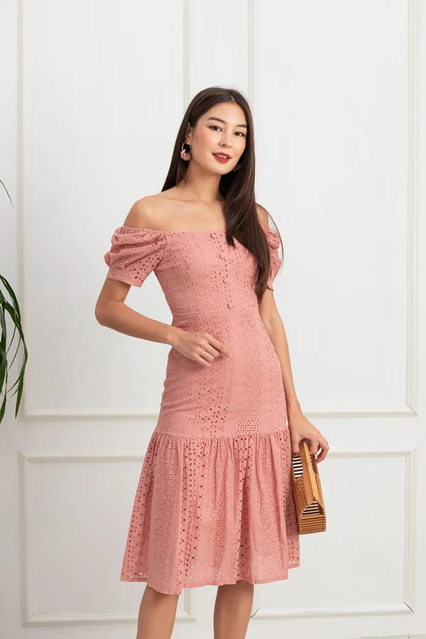 Wholesomely Homespun Eyelet Pleats Midi Dress Pink