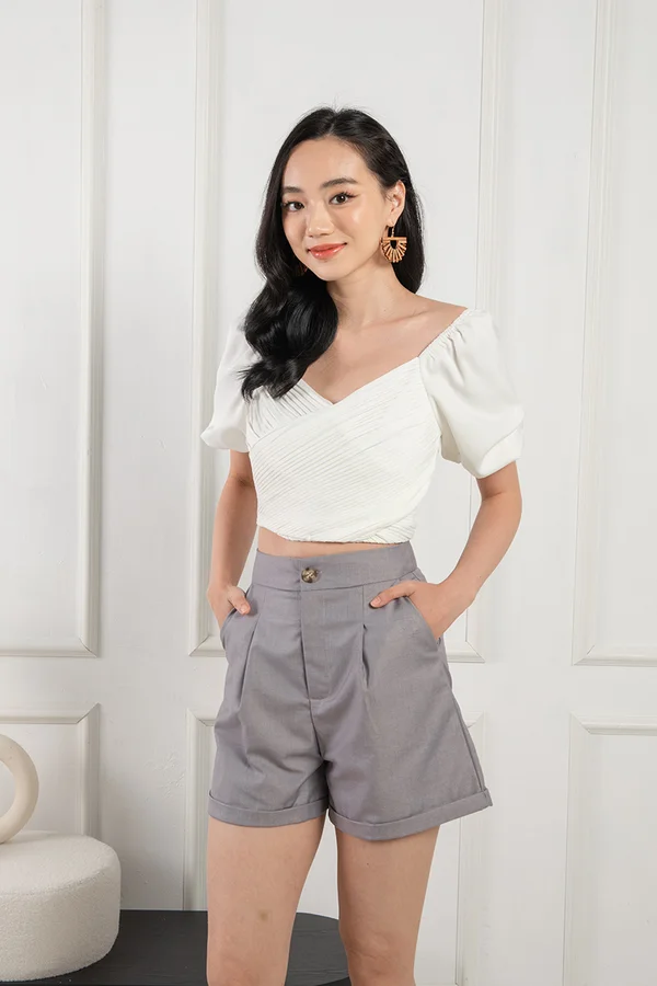 Vested in Confidence Cuffed Hem Shorts Light Grey