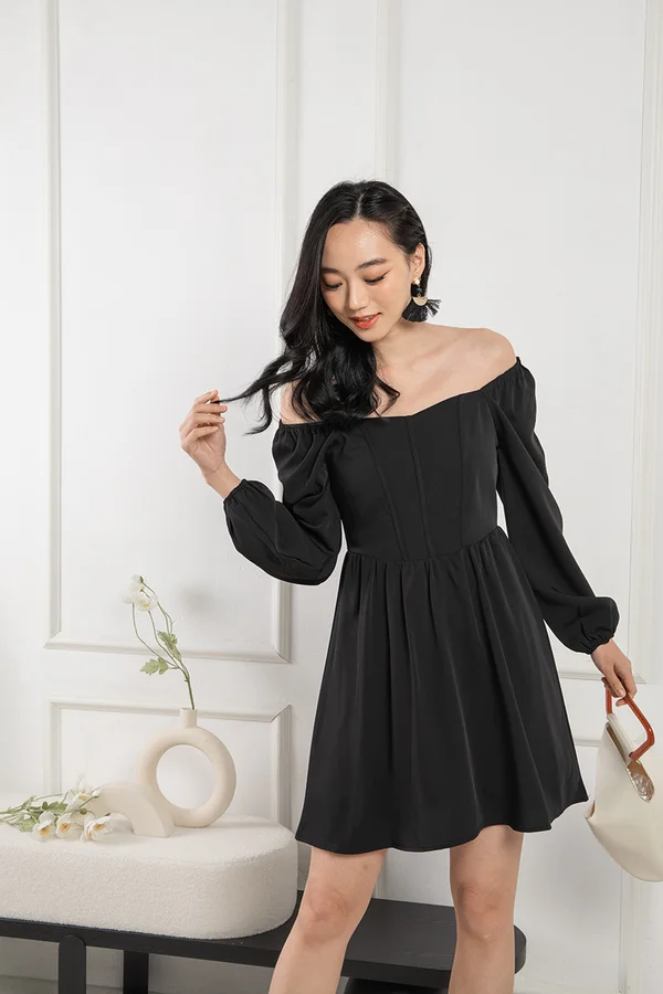 Southern Belles Ringing Blouson Dress Black