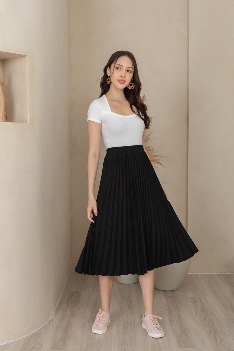 Pleated Skirts, Black, White & Midi Pleated Skirts